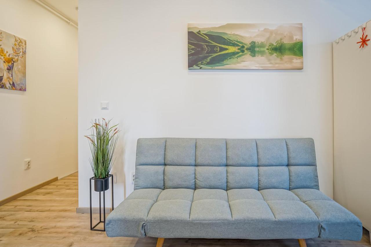 Bright Apartments Moments Away From Herastrau Park, Mall And Metro Bukarest Kültér fotó