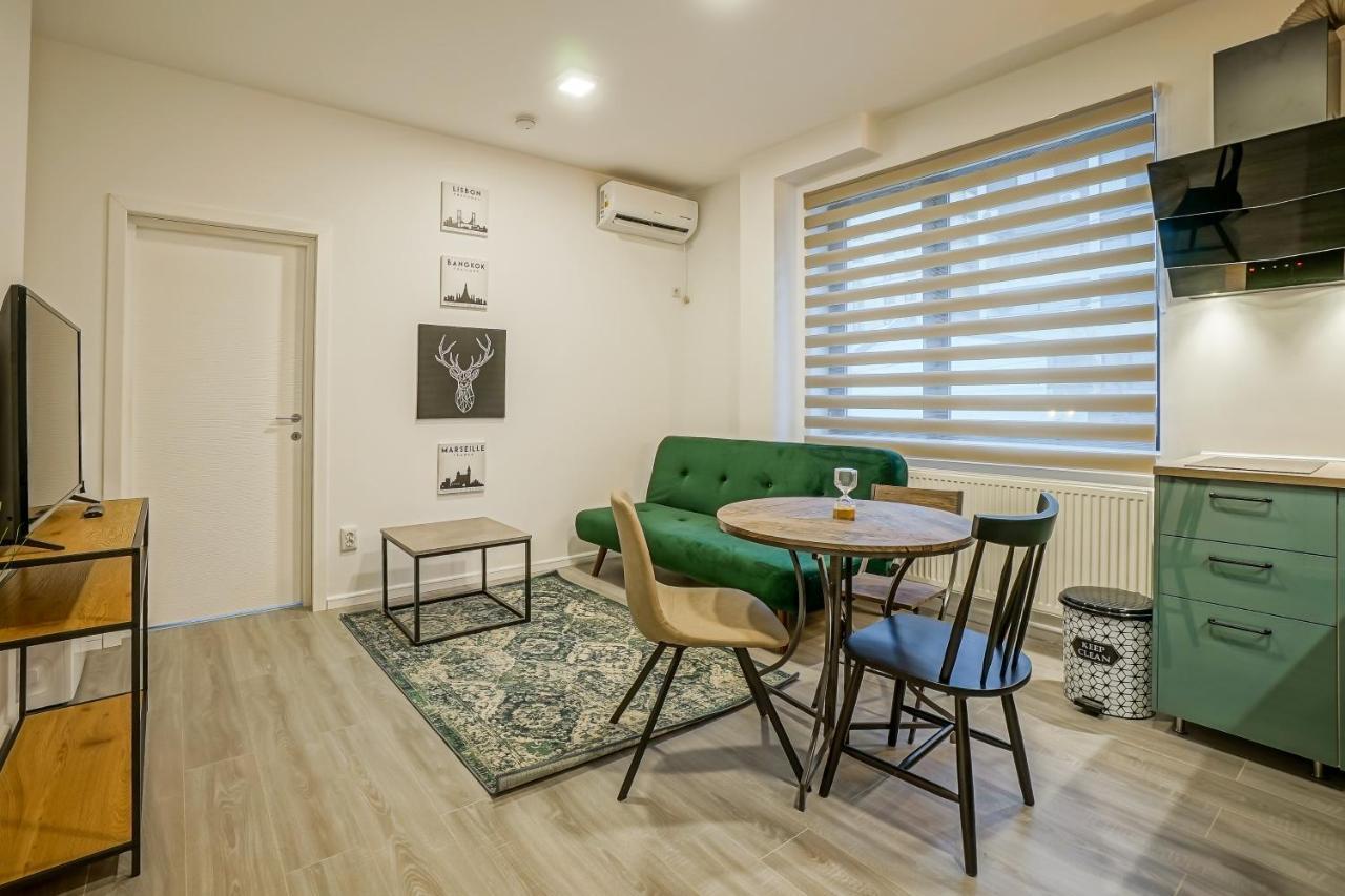 Bright Apartments Moments Away From Herastrau Park, Mall And Metro Bukarest Kültér fotó