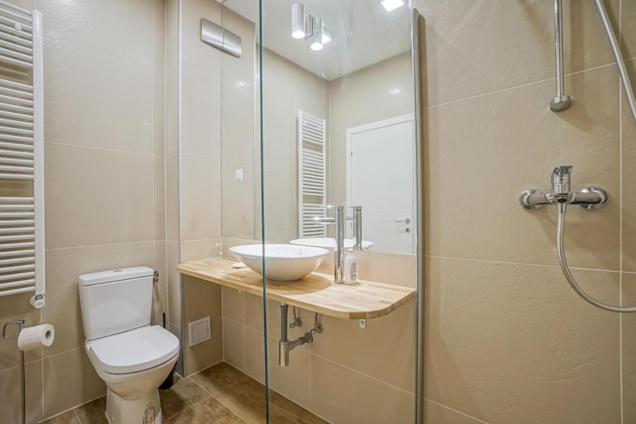 Bright Apartments Moments Away From Herastrau Park, Mall And Metro Bukarest Kültér fotó